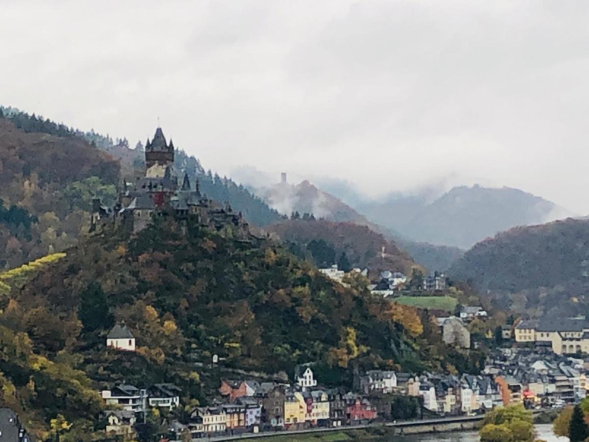 Ferienwohnung Meyver Cochem Bagian luar foto